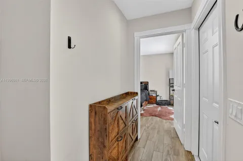 $375,000 | 102 Sun Terrace Court, Palm Beach Gardens, FL 33403