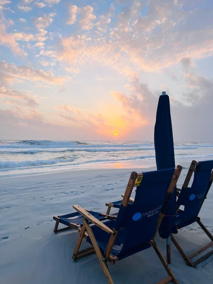 32461 East County Highway 30A, Unit 17 Inlet Beach, FL 32461 - Photo 38 of 53 a view of a terrace with sitting area