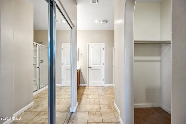 $1,995 | 1367 South Country Club Drive, Unit 1104, Mesa, AZ 85210