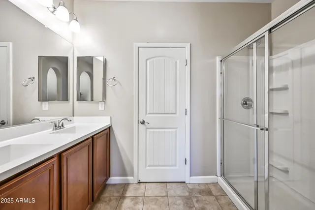 $1,995 | 1367 South Country Club Drive, Unit 1104, Mesa, AZ 85210