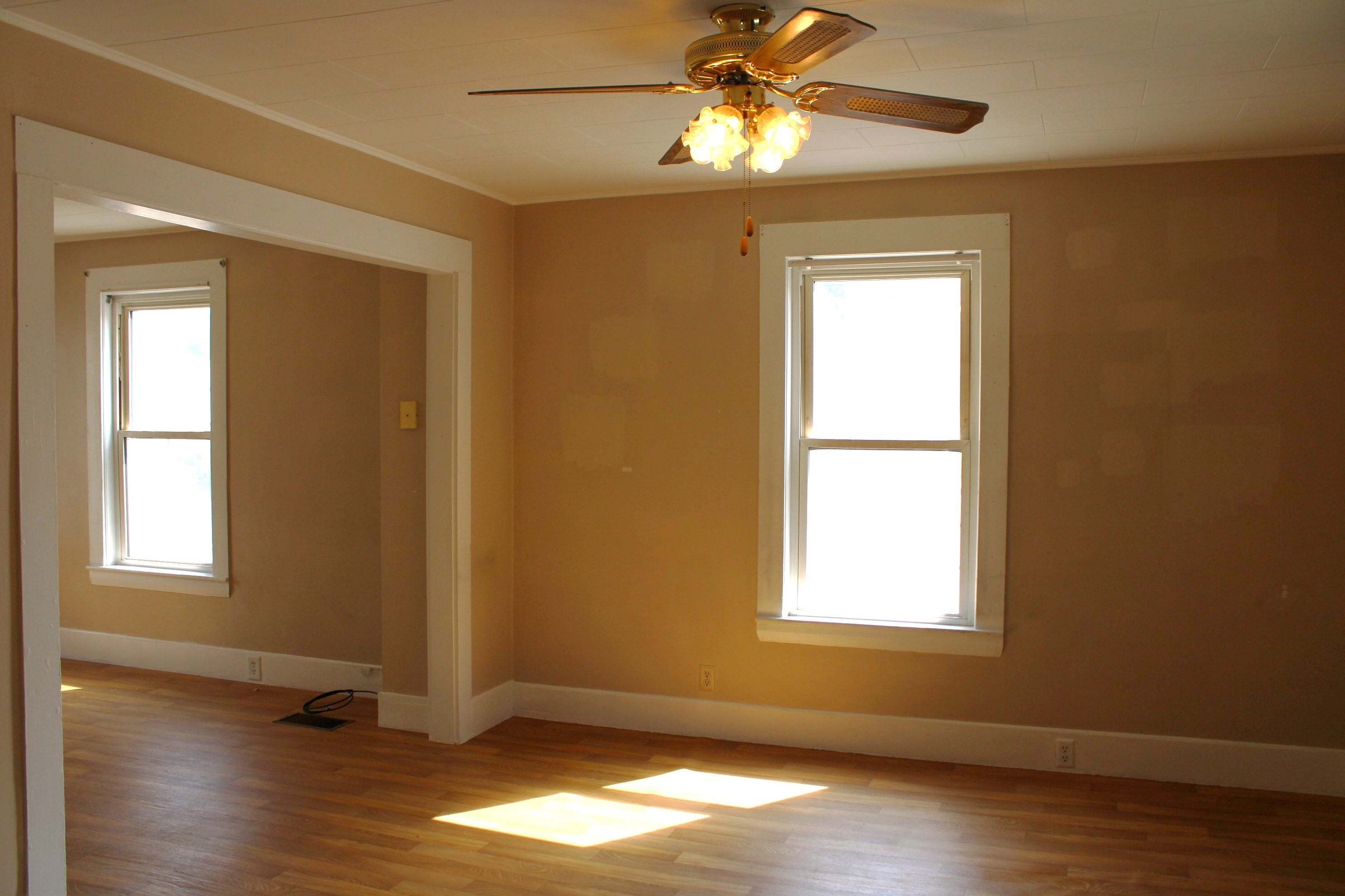 606 Rockingham Street Berlin, NH 03570 - Photo 12 of 20