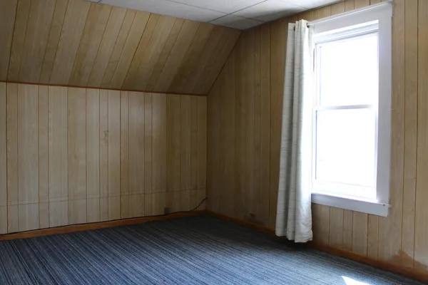 $149,900 | 606 Rockingham Street, Berlin, NH 03570