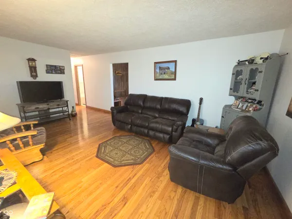 $264,500 | 2740 East 250 South, Shelbyville, IN 46176