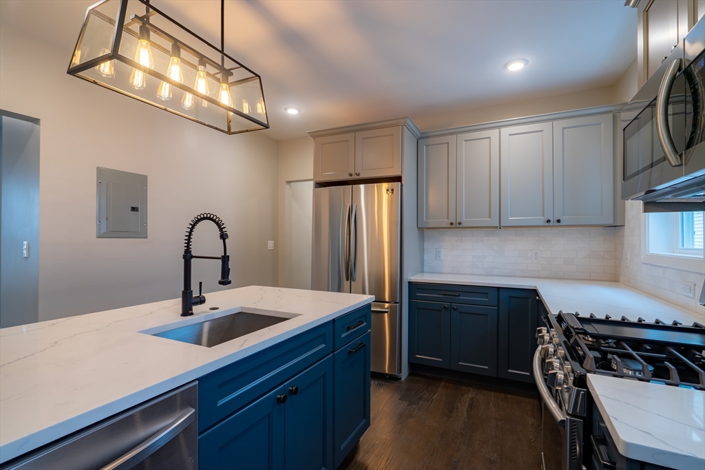 101 Draper Street, Unit 1 Boston, MA 02122 - Photo 2 of 14