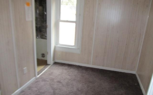 712 West Street Three Rivers, MI 49093 - Photo 5 of 10 IMG_7921