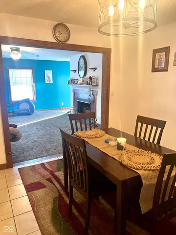 $229,900 | 2976 West Rose Hill Lane, Rosedale, IN 47874