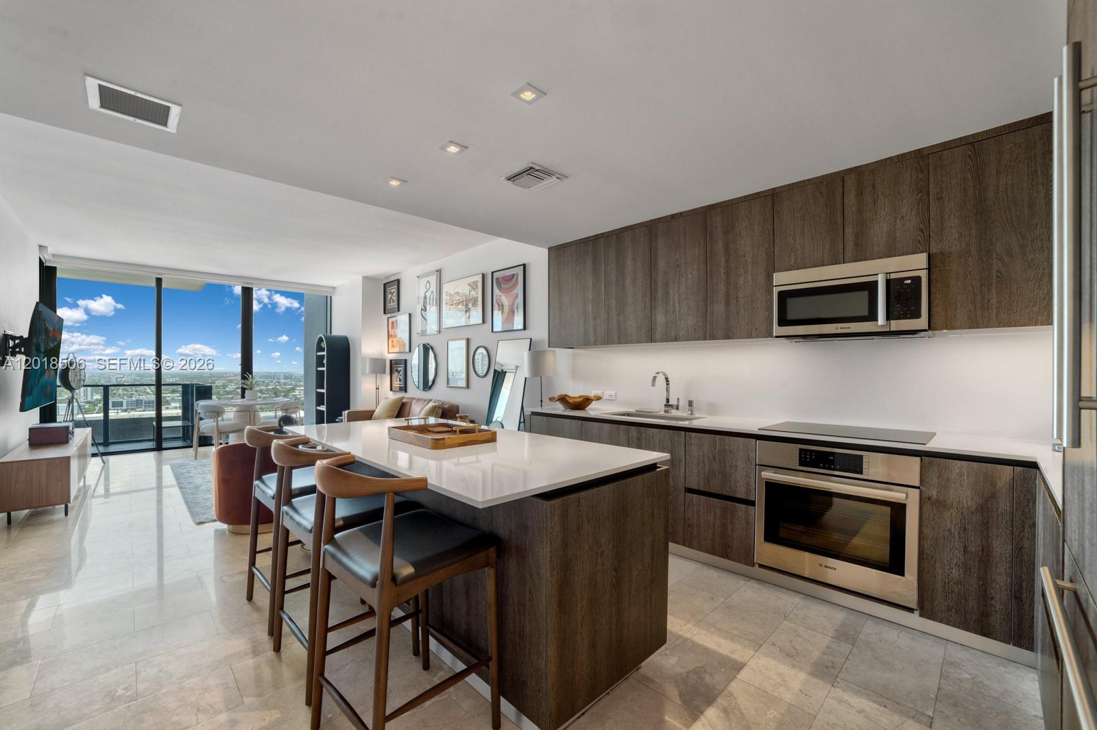 88 Southwest 7th Street, Unit 2406 Miami, FL 33130 - Photo 1 of 20
