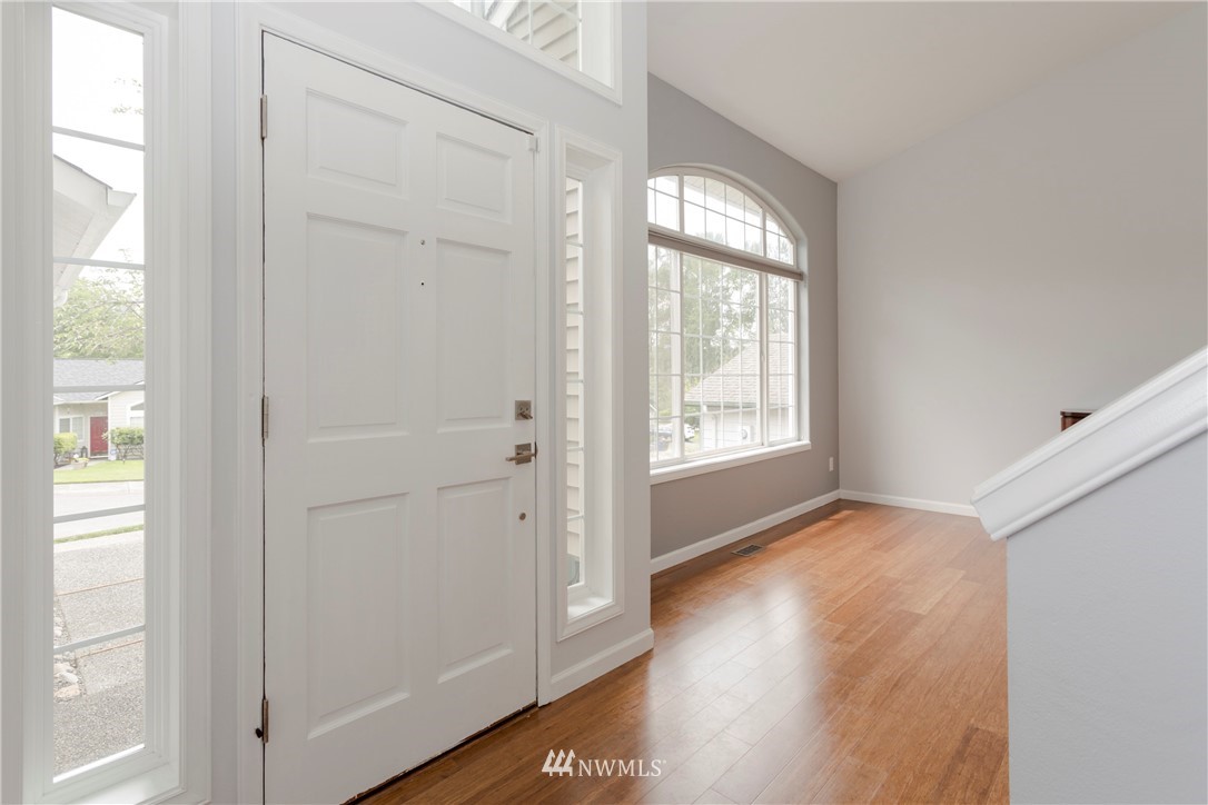 2319 210th Street Southeast Bothell, WA 98021 - Photo 2 of 25