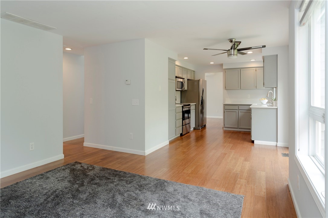 2319 210th Street Southeast Bothell, WA 98021 - Photo 13 of 25