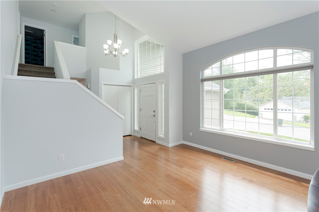 2319 210th Street Southeast Bothell, WA 98021 - Photo 6 of 25