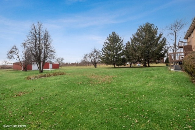 1325 West Corning Road Beecher, IL 60401 - Photo 2 of 10