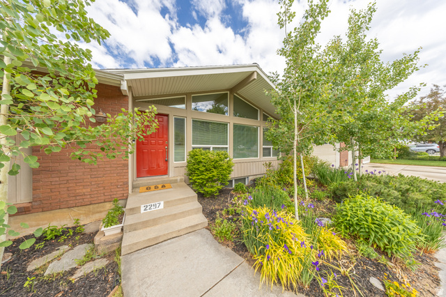 2297 Joni Drive Layton, UT 84040 - Photo 1 of 47