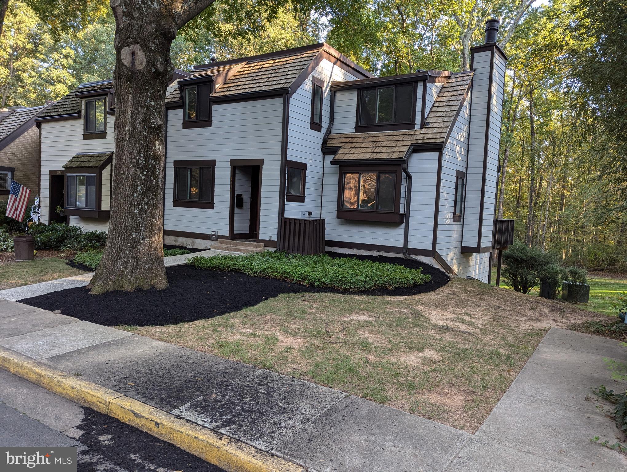 1651 Bentana Way Reston, VA 20190 - Photo 1 of 34 Gallery Image 1