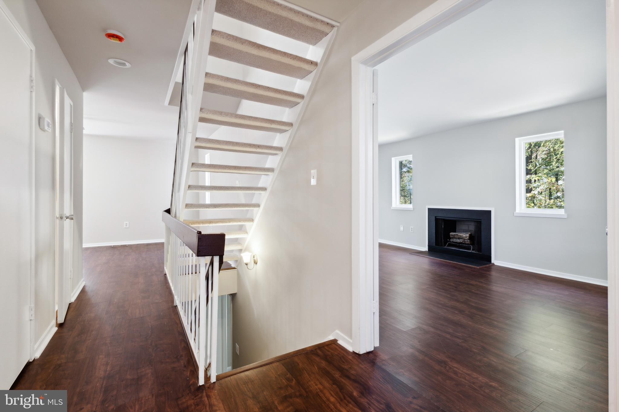 1651 Bentana Way Reston, VA 20190 - Photo 9 of 34 Gallery Image 9