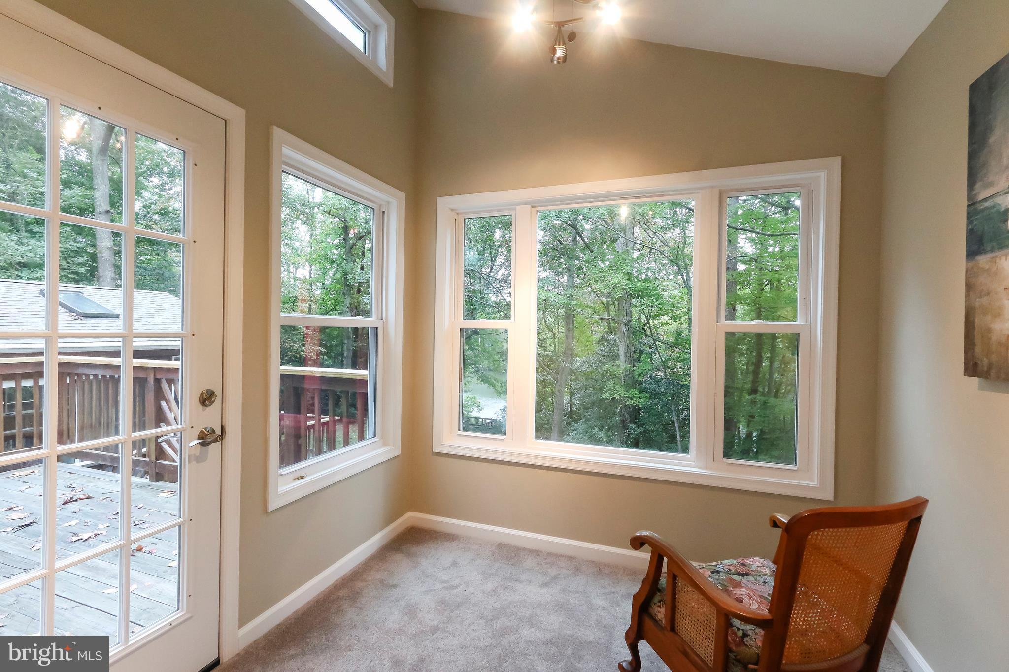 815 Big Road Lusby, MD 20657 - Photo 16 of 29 sitting area