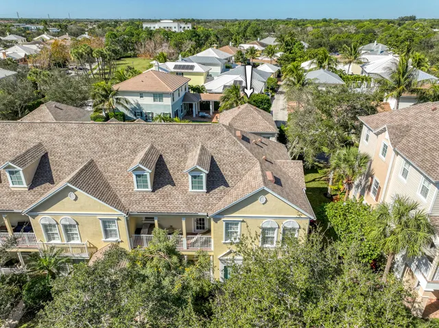 $650,000 | 120 West Thatch Palm Circle, Jupiter, FL 33458