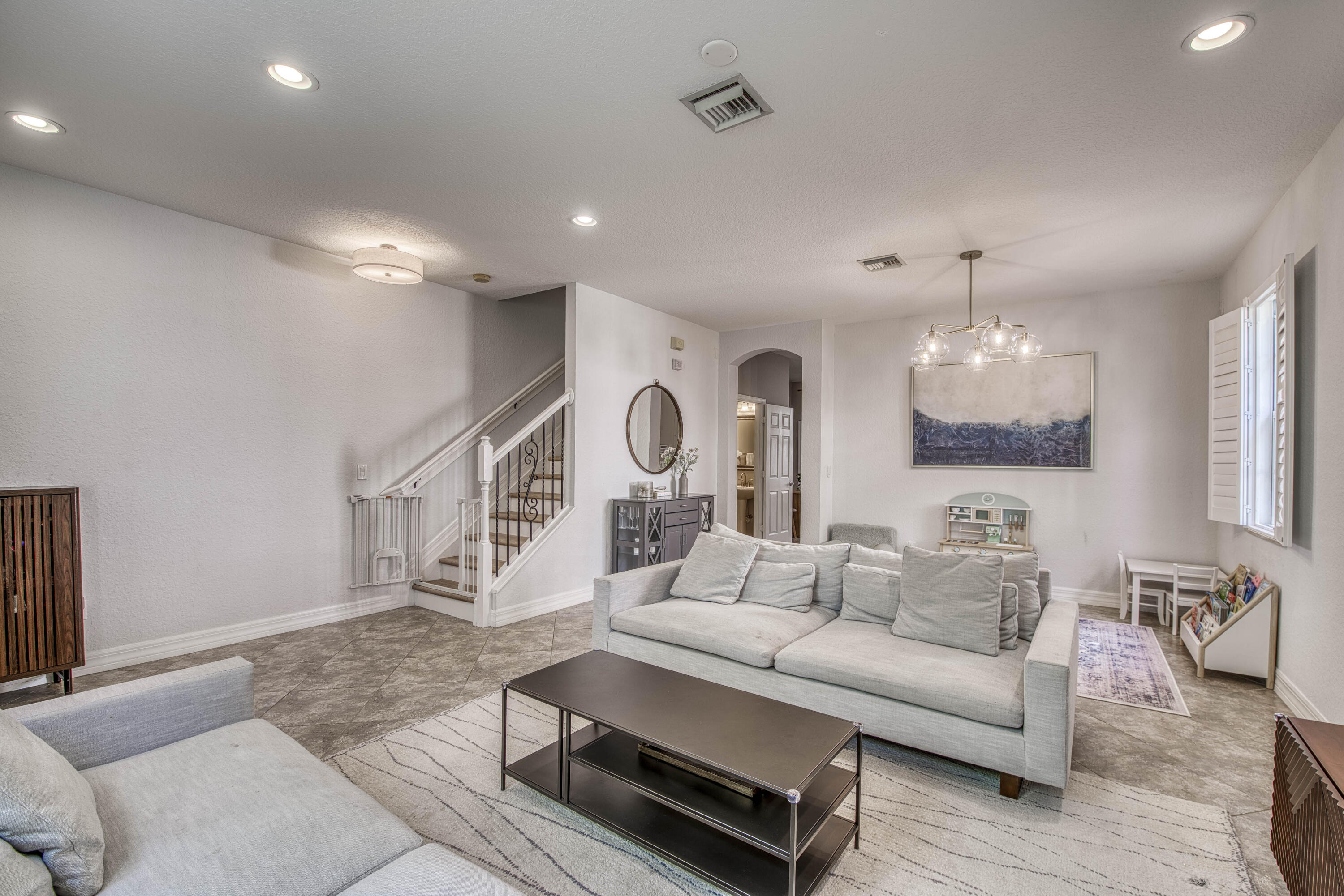 120 West Thatch Palm Circle Jupiter, FL 33458 - Photo 9 of 41 _IMG2674_HDR