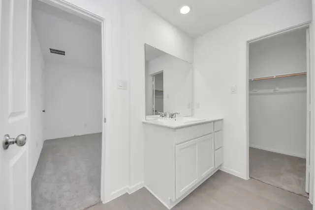 $2,050 | 1031 Garnet Rain Drive, Beasley, TX 77417