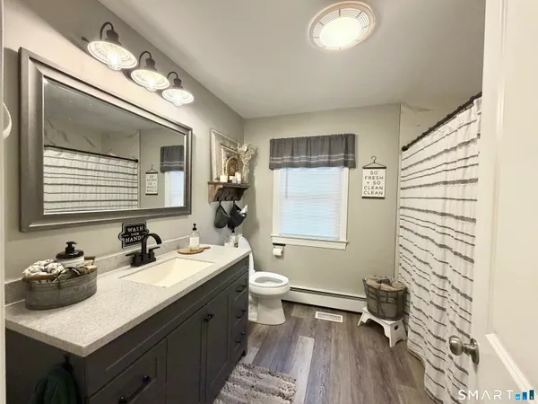 $789,900 | 269 Academy Road, Cheshire, CT 06410
