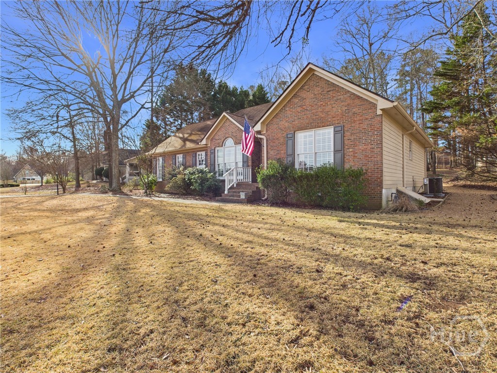 471 Chesterfield Road Bogart, GA 30622 - Photo 2 of 35