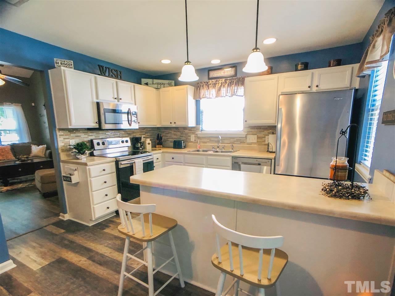 7810 Averette Field Drive Raleigh, NC 27616 - Photo 7 of 30
