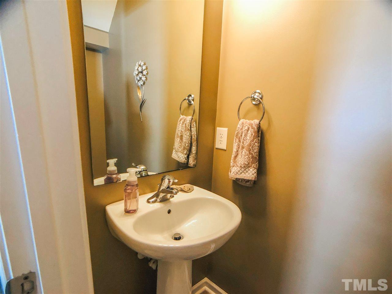 7810 Averette Field Drive Raleigh, NC 27616 - Photo 9 of 30