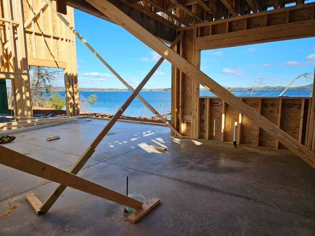 $4,999,000 | 25 Lakeport Circle, Penhook, VA 24137