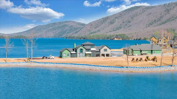 $4,999,000 | 118 Lakeport Circle, Penhook, VA 24137