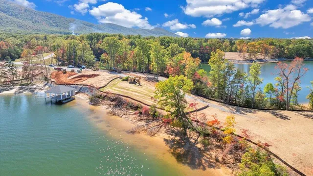 $4,999,000 | 25 Lakeport Circle, Penhook, VA 24137