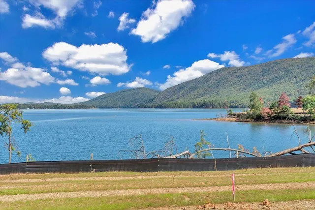 $4,999,000 | 25 Lakeport Circle, Penhook, VA 24137