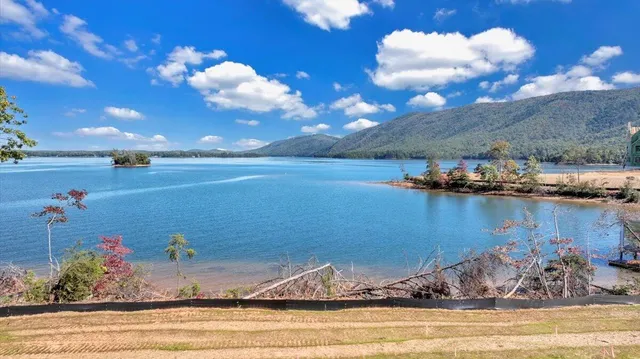 $4,999,000 | 25 Lakeport Circle, Penhook, VA 24137