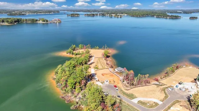 $4,999,000 | 25 Lakeport Circle, Penhook, VA 24137