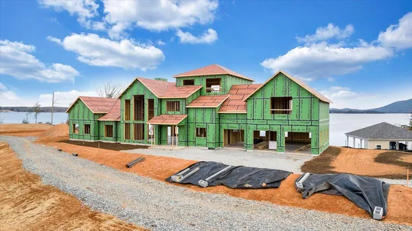 $4,999,000 | 118 Lakeport Circle, Penhook, VA 24137