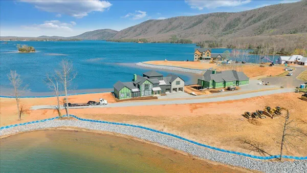 $4,999,000 | 118 Lakeport Circle, Penhook, VA 24137