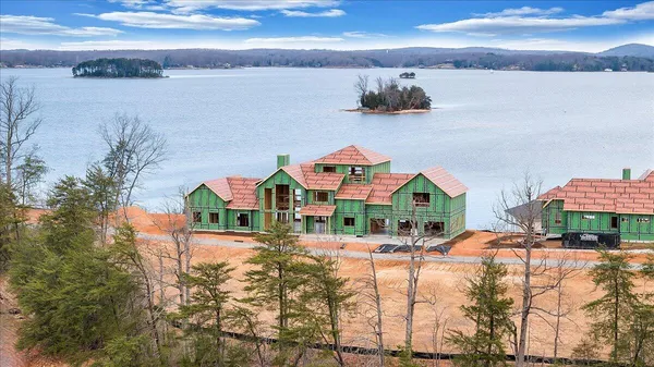 $4,999,000 | 118 Lakeport Circle, Penhook, VA 24137