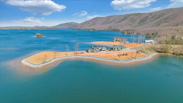 $4,999,000 | 118 Lakeport Circle, Penhook, VA 24137