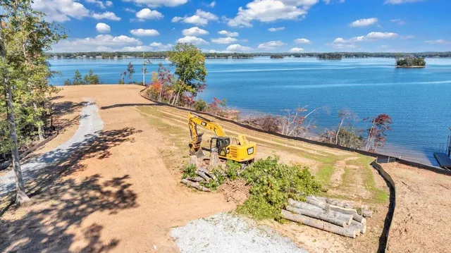 $4,999,000 | 25 Lakeport Circle, Penhook, VA 24137