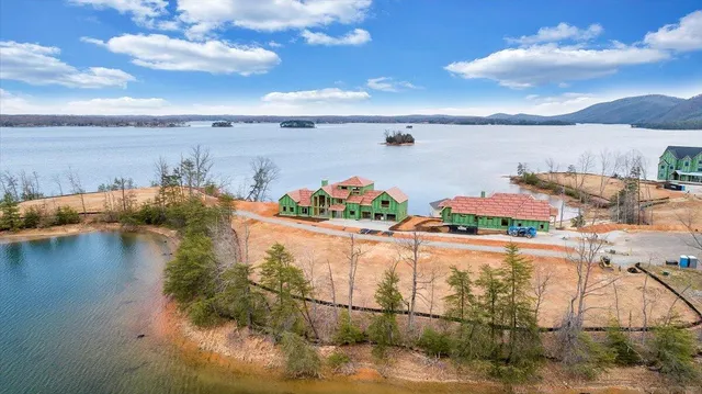 $4,999,000 | 25 Lakeport Circle, Penhook, VA 24137