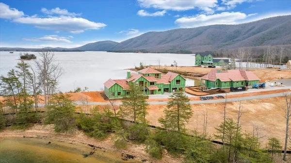 $4,999,000 | 118 Lakeport Circle, Penhook, VA 24137