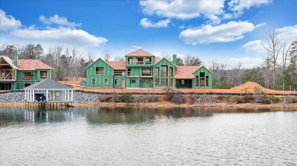 $4,999,000 | 118 Lakeport Circle, Penhook, VA 24137