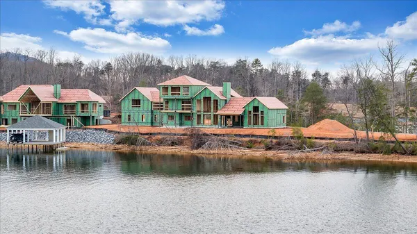 $4,999,000 | 118 Lakeport Circle, Penhook, VA 24137
