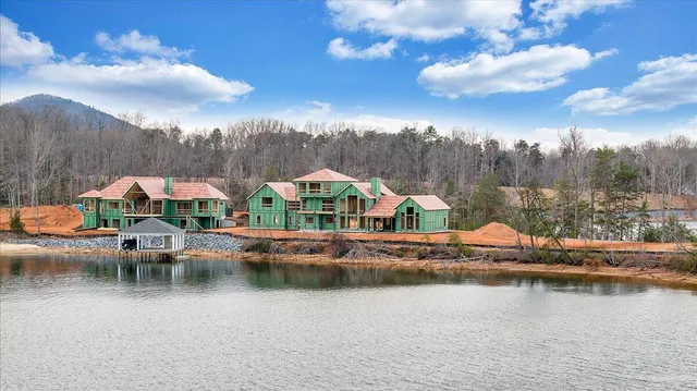 $4,999,000 | 25 Lakeport Circle, Penhook, VA 24137