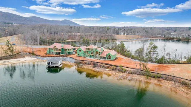 $4,999,000 | 25 Lakeport Circle, Penhook, VA 24137