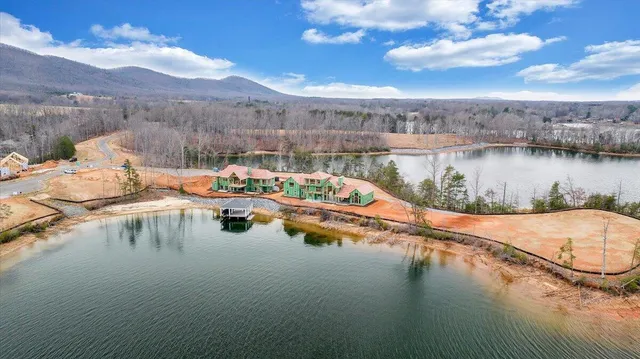 $4,999,000 | 25 Lakeport Circle, Penhook, VA 24137