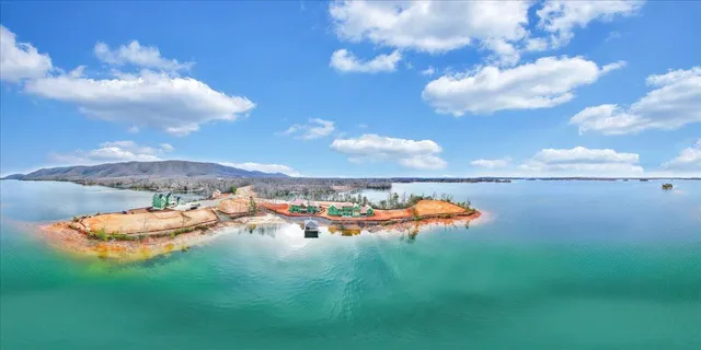 $4,999,000 | 25 Lakeport Circle, Penhook, VA 24137