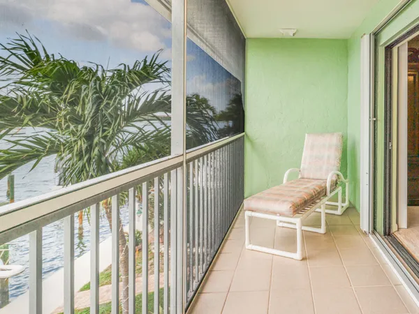 $729,000 | 307 Sombrero Boulevard, Unit 2, Marathon, FL 33050
