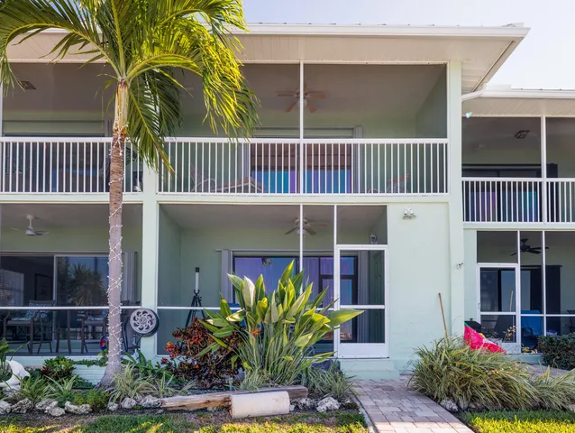 $749,000 | 307 Sombrero Boulevard, Unit 2, Marathon, FL 33050