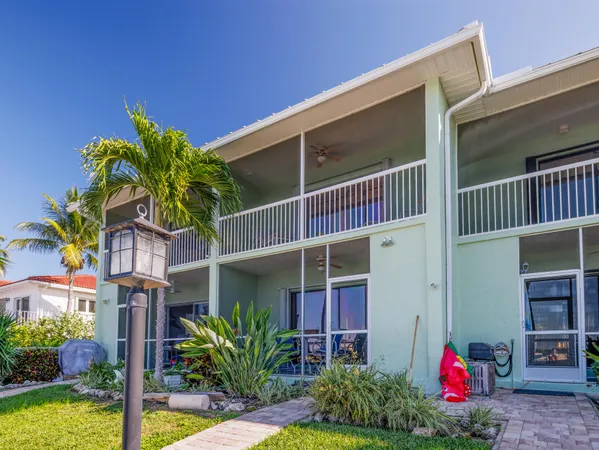 $729,000 | 307 Sombrero Boulevard, Unit 2, Marathon, FL 33050