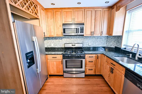 $2,550 | 3809 Foster Avenue, Baltimore, MD 21224