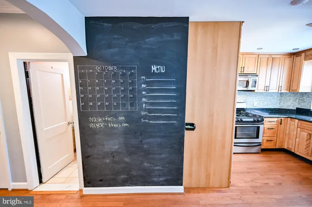 $2,600 | 3809 Foster Avenue, Baltimore, MD 21224